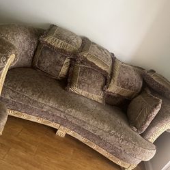 MOVING EVERYTHING MUST GO