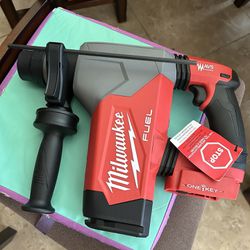 Milwaukee Fuel M18 1-1/8” SDs Plus Rotary Hammer Tool Only