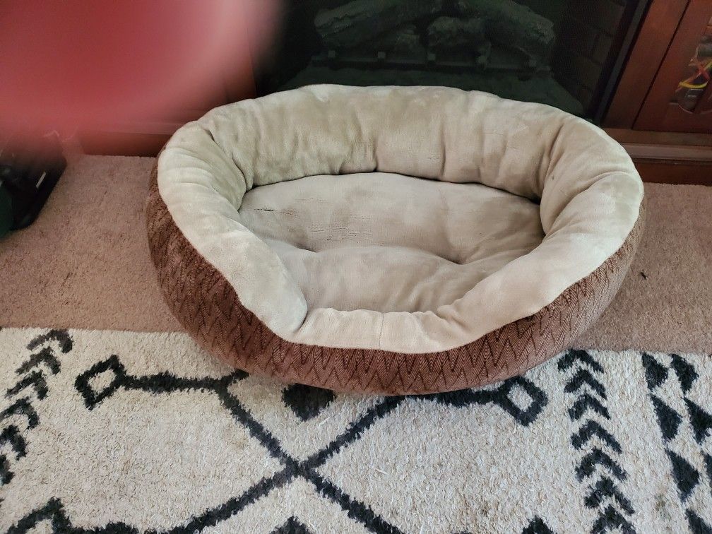 Cat Or Dog Bed 