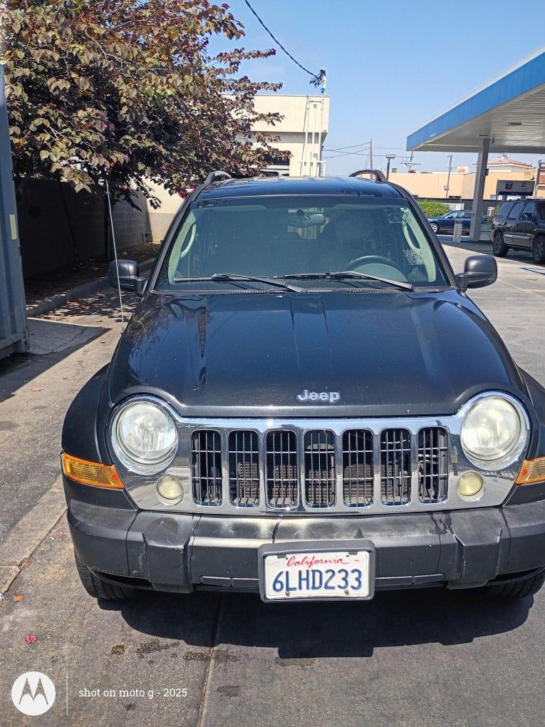 2005 Jeep Liberty Limited 3.7L
