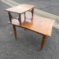 Mid Century Modern End Table 