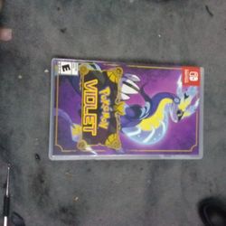 Switch game and 2 Switch controllers