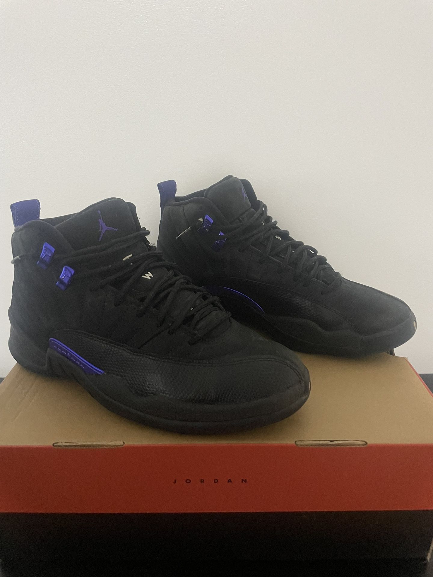 Jordan 12/Dark Concords -Black 