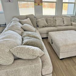 ❗Rawcliffe Parchment 3-Piece Sectional ❗Brand New Ashley Couch ❗