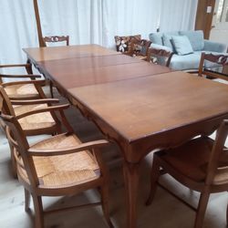Wood French Provincial Dining Set w. 8 Chairs