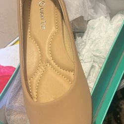Flats 4y Tan Color