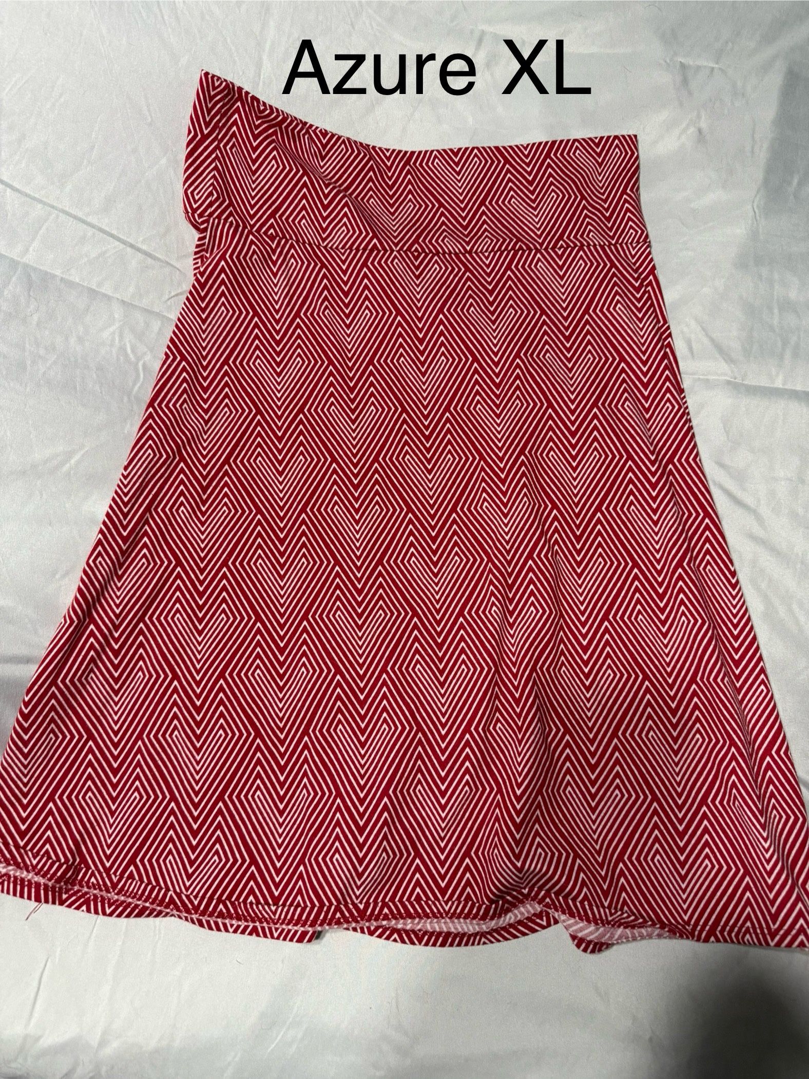 Azure Red/White Skirt XL