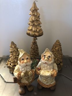 Christmas candle holders and candles set