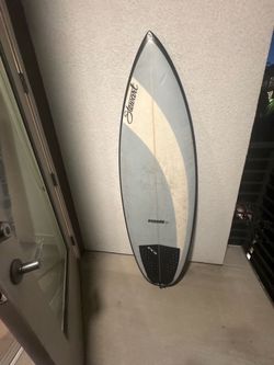 Stuart surf board 5’9”