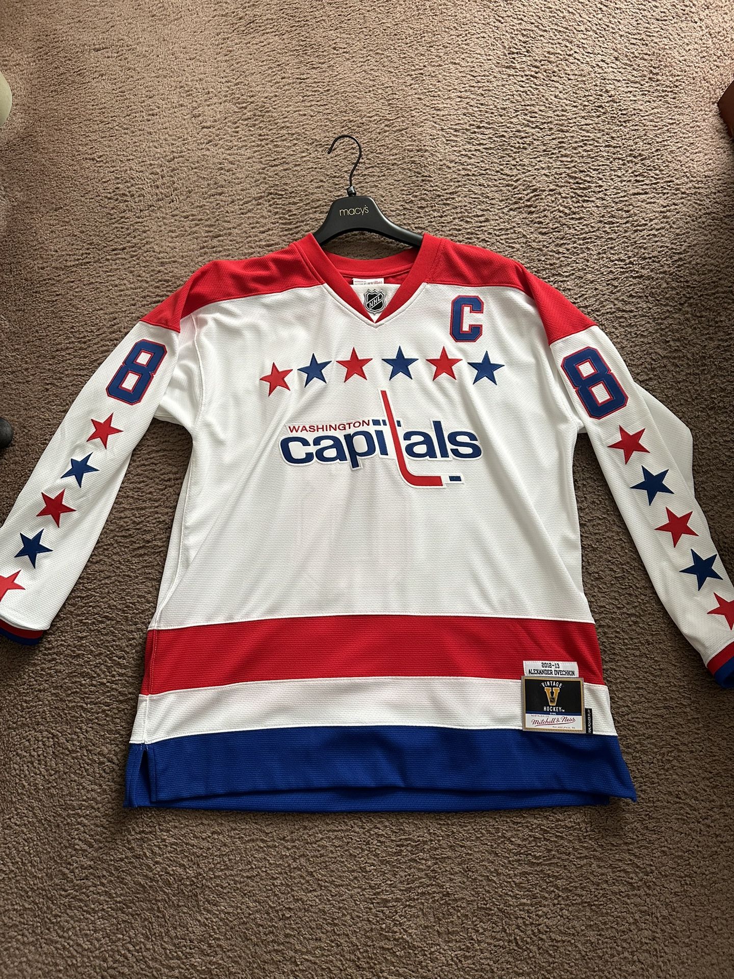 Men’s Mitchell and Ness Vintage Alex Ovechkin Jersey XL