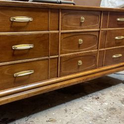 VERY NICE DRESSER!!! NEED GONE ASAP