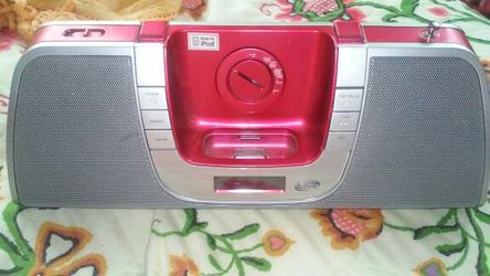 Pink ipod docking station