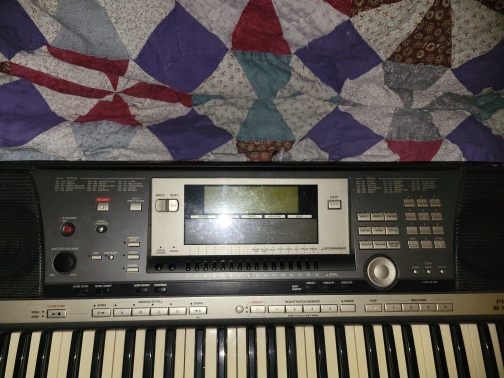 Yamaha Keyboard