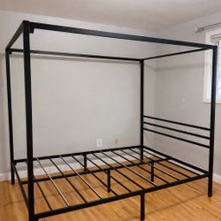 Queen Metal Bed Frame 