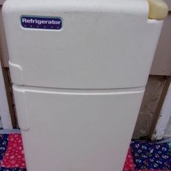 Step2 Kids Refrigerator 