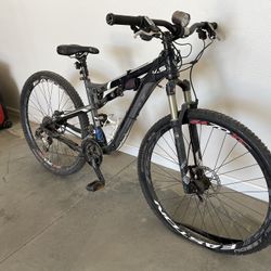 2011 Trek HiFi Plus 29er Mountain Bike for Sale in Hesperia CA