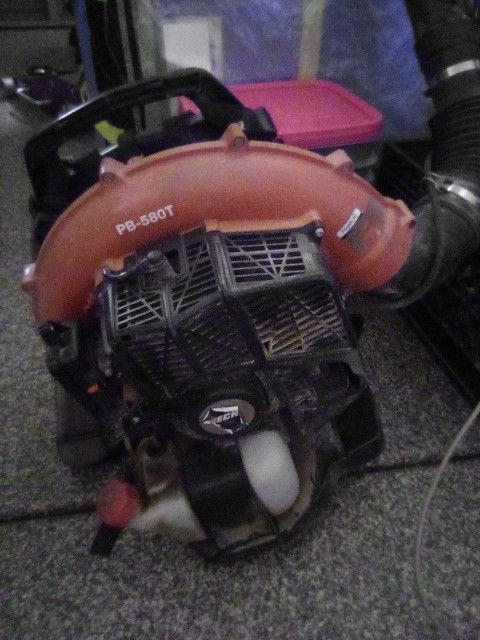 200 ! Leaf Blower Gas Powered