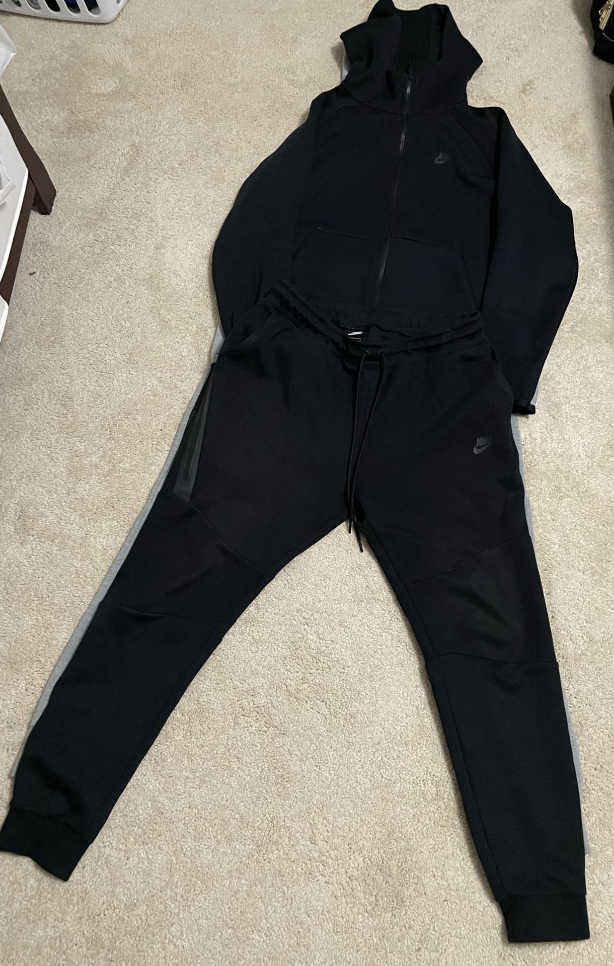 Nike Tech Fleece Tracksuit 