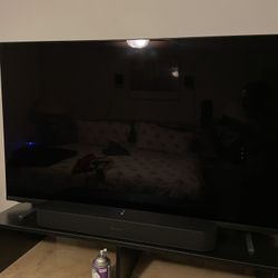 Month Old Vizio MQX Series 50 Inch TV for sale.
