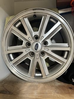 Set Of 4 Mustang Rims 17”