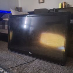 60$ sanyo tv 32"