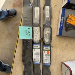 Arnold Universal 3-in-1 Blade for Most 22 in. Walk Behind Lawn Mowers with Adapters Included