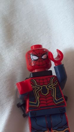 Lego Iron Spider Minifigure RARE!! Cheap!!