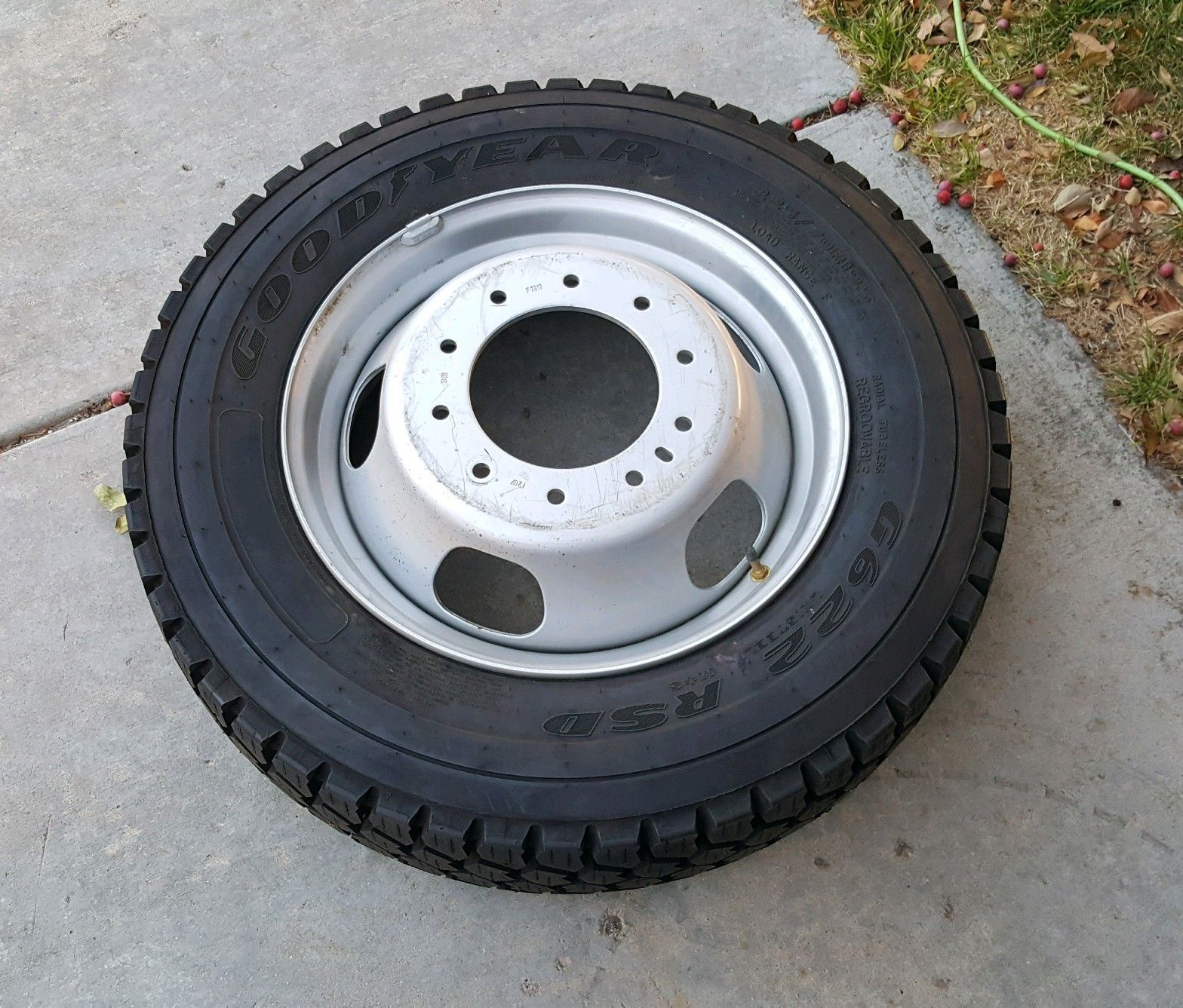 New dodge ram 4500 5500 dually 19 5 wheel rim tire 225 70r19 5