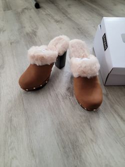 Women Bamboo Cozy Heeled Clog Cereal Camel Size 6