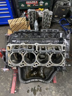 Fully Rebuilt 5.7 Hemi Engine 