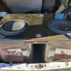 Memphis Mojo 12's + Box 