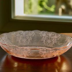 VINTAGE PINK DEPRESSION GLASS DISH