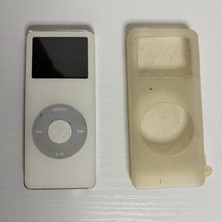iPod Nano 1st Gen 4gb Parts !