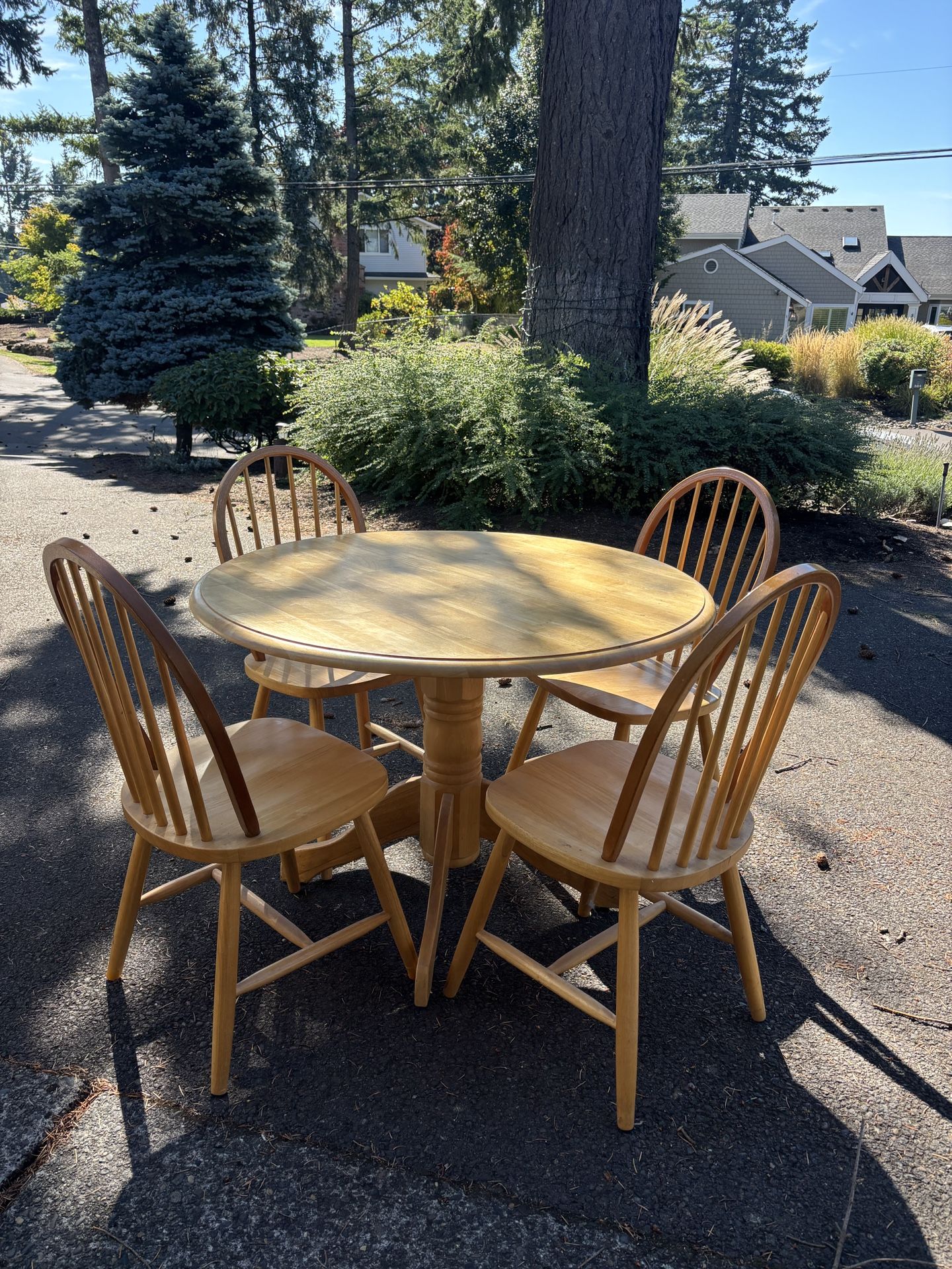 Free Dining/ Kitchen Table With 4 Chairs