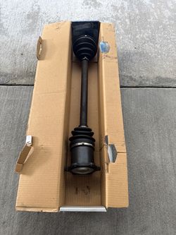 OEM Audi RS4 Front Right Axle / CV Shaft Core
