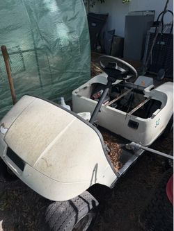 Golf cart.