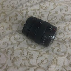 Panasonic Lumix G7 + Panasonic Lumix G X Vario 12-35mm f/2.8 Il ASPH POWER O.I.S. Lens - Full Video Kit