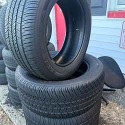 4 good year tires with size 235/55/17