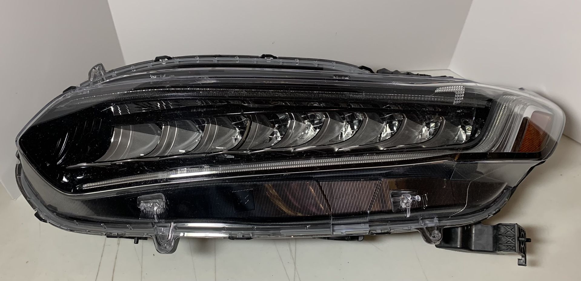 2023/2024 Honda Accord Drivers Side Headlight Assembly