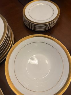 Gold and silver plates dishes serving dish