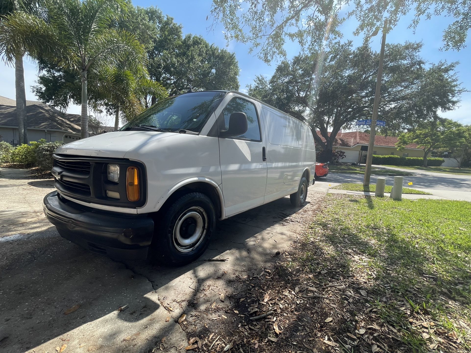 2000 Chevrolet Express for Sale in Clearwater, FL - OfferUp