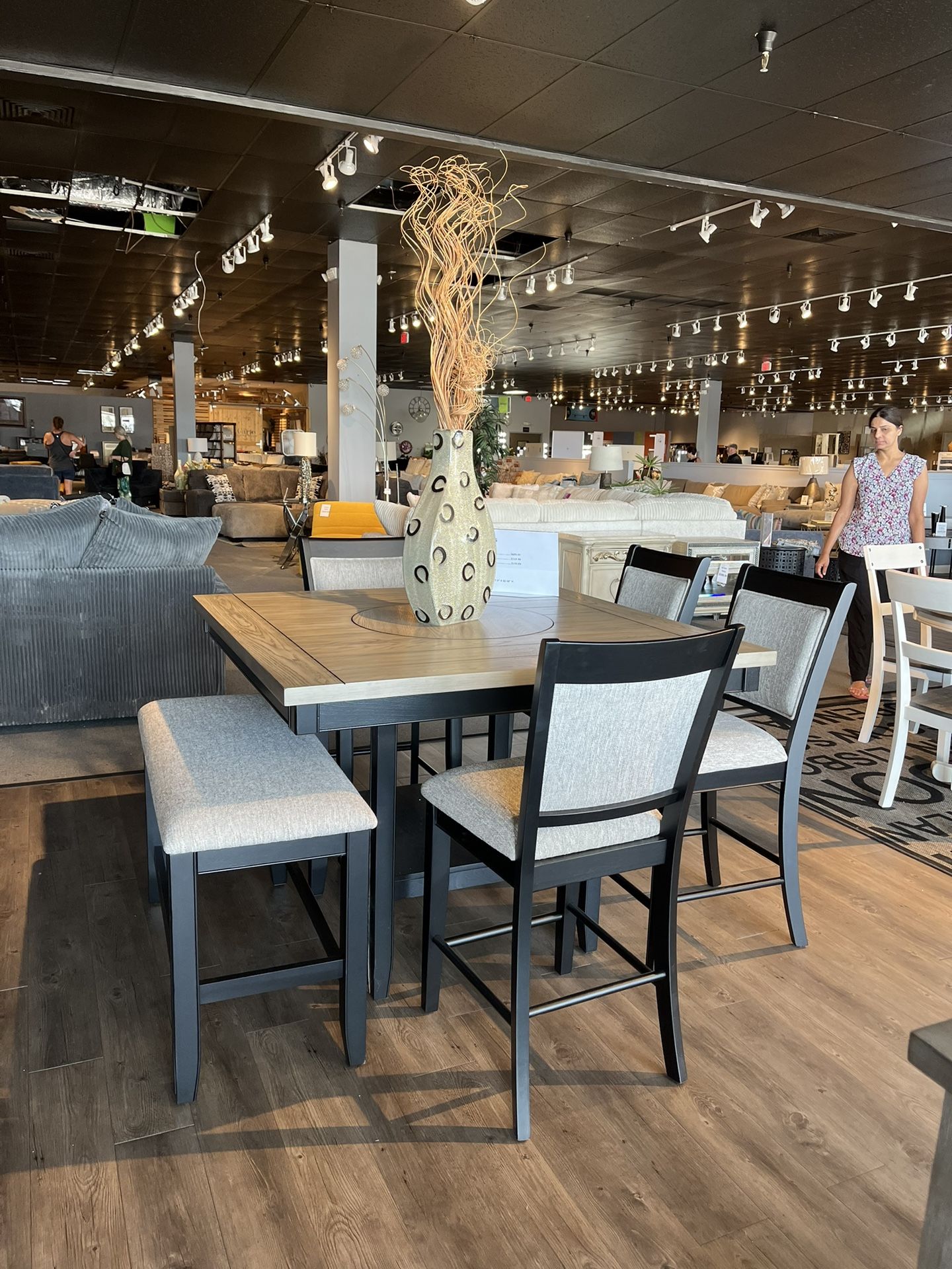 Table 4 Barstools And Bench