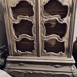 Rare Vintage French Provincial Five Piece Bdrm Set Sanded Down Ready for Paint or Stain