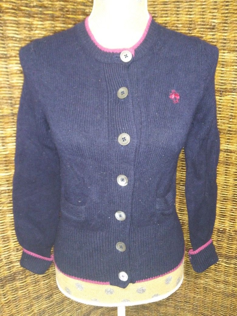 Brooks Brother's Women's Size Small Navy Fuchsia 100% Lambs Wool Cardigan

Excellent Condition!

**Bundle and save with combined shipping**

