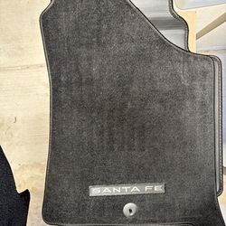 Hyundai Santa Fe Carpeted Floor Mats NEW!