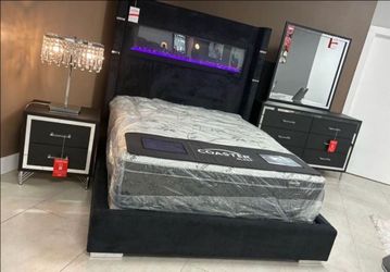Black Bed with fireplace 🔥 led light bed and usb charger beautiful bed