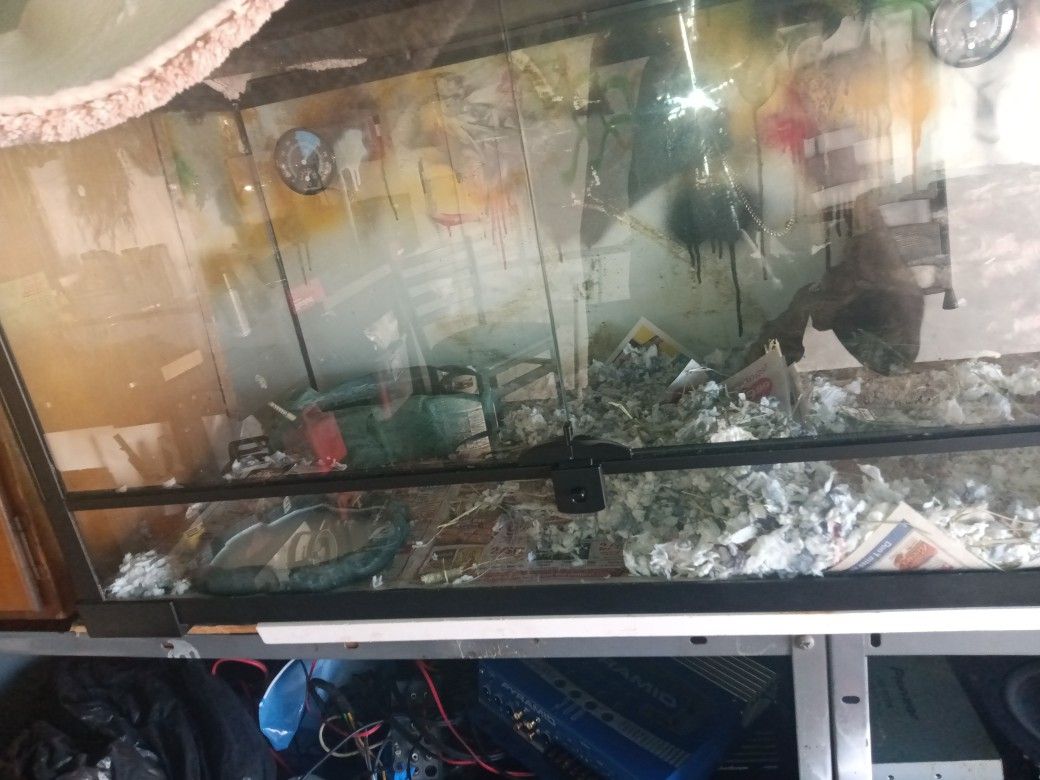 Terrarium Tank