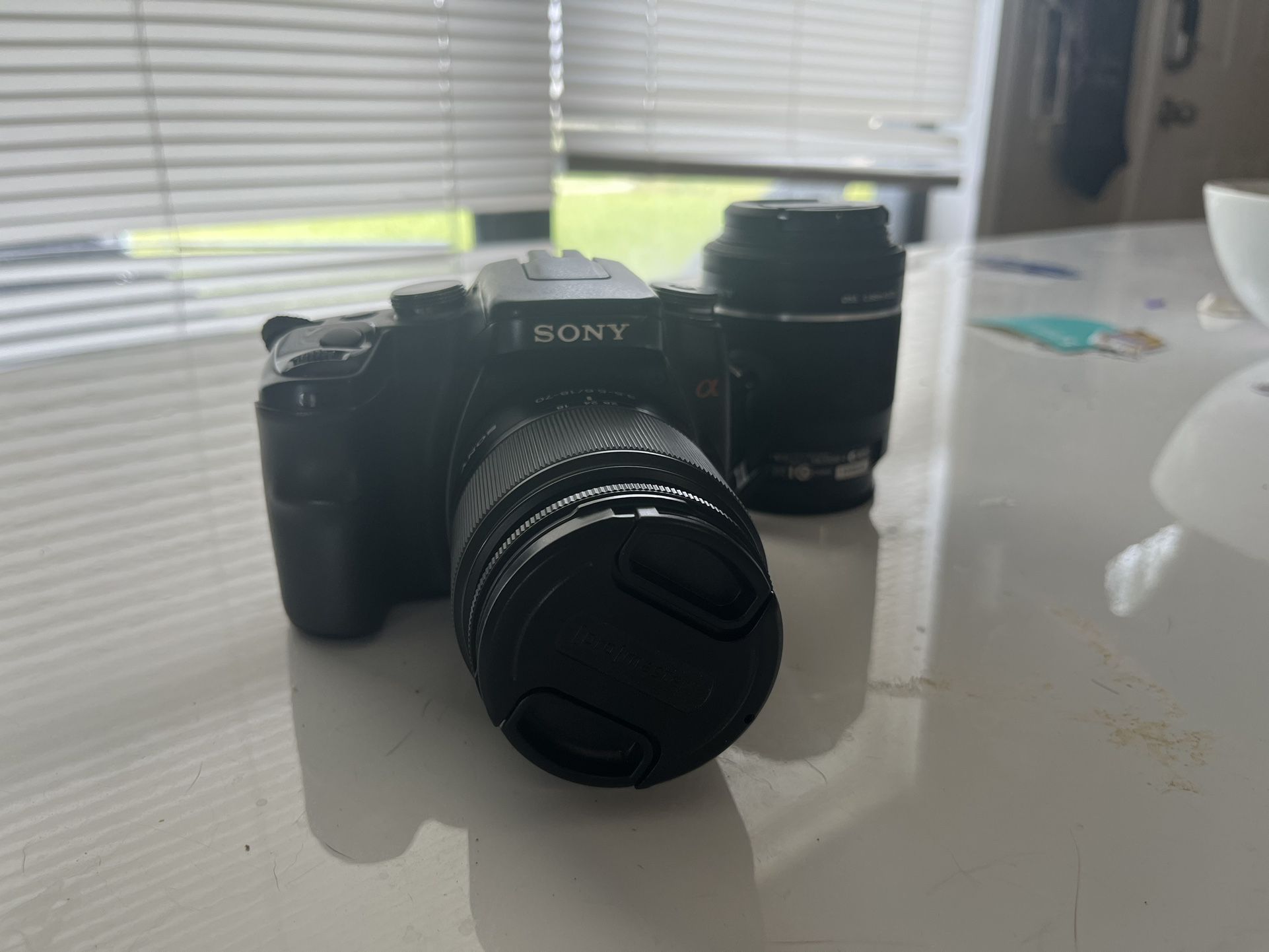 Sony a100 DSLR with 18 - 70mm Lens & 55 - 200mm Sony Lens
