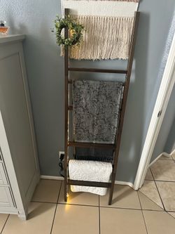 Bamboo with Light Decor Latter