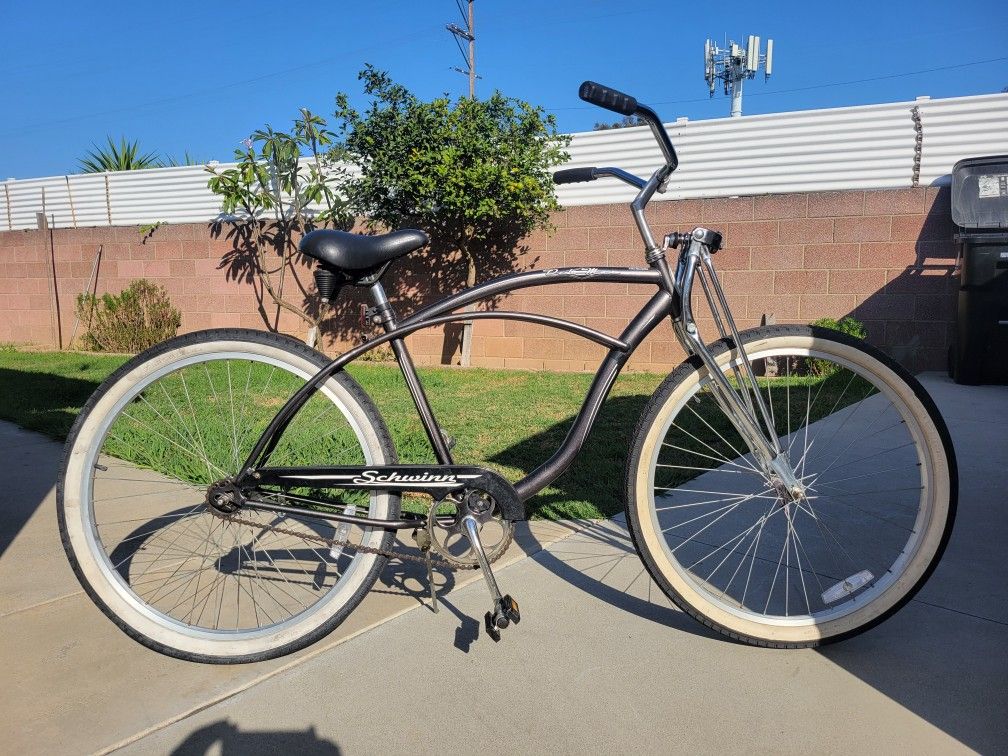 Schwinn Beach Cruiser